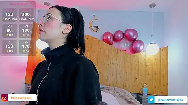 Unleash your urge for fetish cams livestreamers with our pick of steaming hot models, versed in the art of seduction and indulgence.