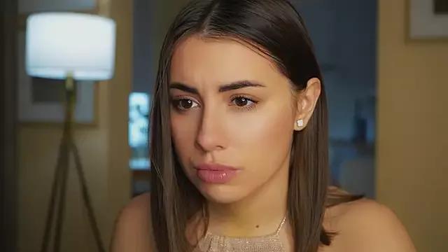 Unleash your urge for fetish cams livestreamers with our pick of steaming hot models, versed in the art of seduction and indulgence.