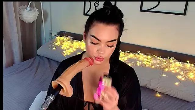 Unleash your urge for fetish cams livestreamers with our pick of steaming hot models, versed in the art of seduction and indulgence.