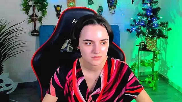 Unleash your urge for fetish cams livestreamers with our pick of steaming hot models, versed in the art of seduction and indulgence.