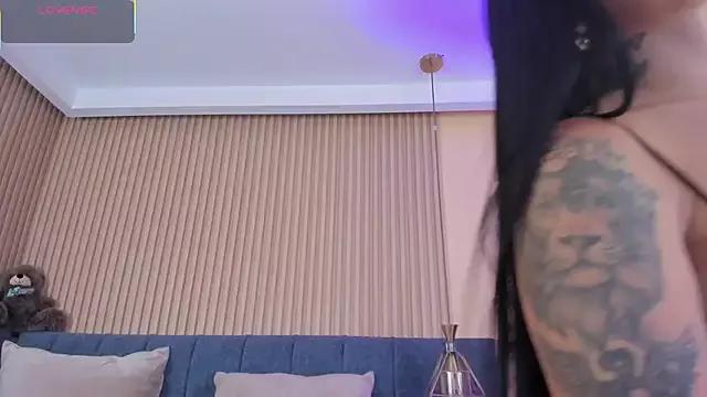 Unleash your urge for fetish cams livestreamers with our pick of steaming hot models, versed in the art of seduction and indulgence.