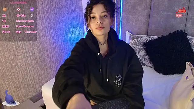 Unleash your urge for fetish cams livestreamers with our pick of steaming hot models, versed in the art of seduction and indulgence.