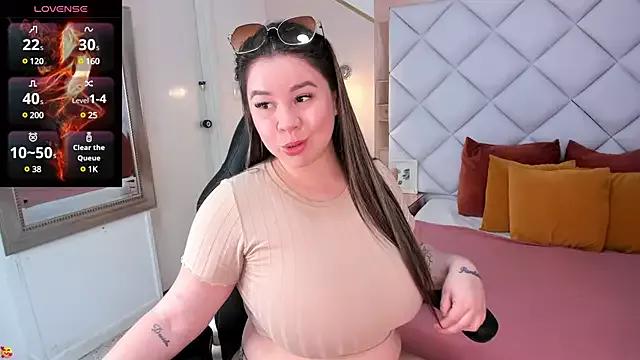 katherinn_gomezz from StripChat is Freechat