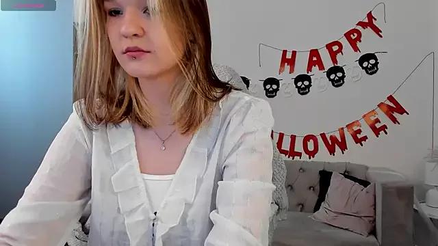 Kati_Li from StripChat is Freechat