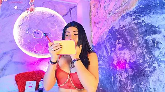katierouge_ from StripChat is Freechat