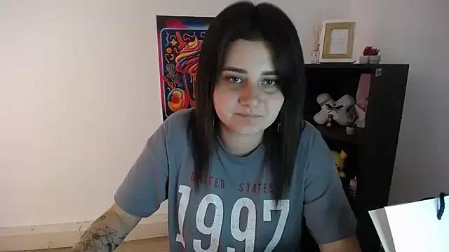 Unleash your urge for fetish cams livestreamers with our pick of steaming hot models, versed in the art of seduction and indulgence.