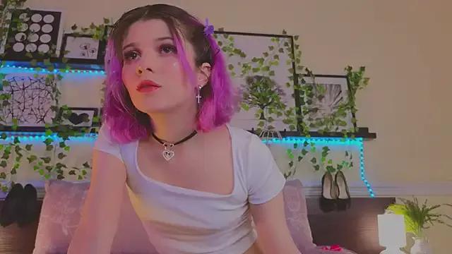 Unleash your urge for fetish cams livestreamers with our pick of steaming hot models, versed in the art of seduction and indulgence.