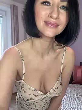 KatyEvanss from StripChat is Freechat