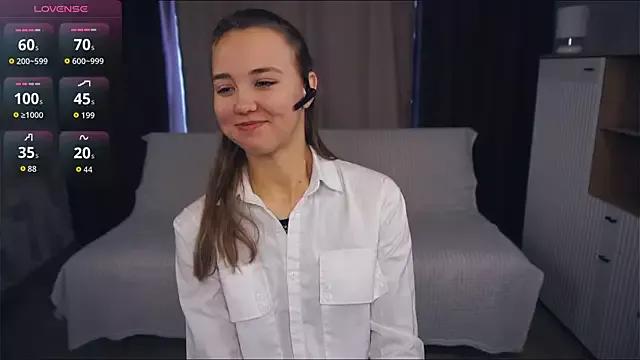 KayleenCurtis from StripChat is Freechat