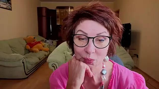 Kelly_Fleur from StripChat is Freechat