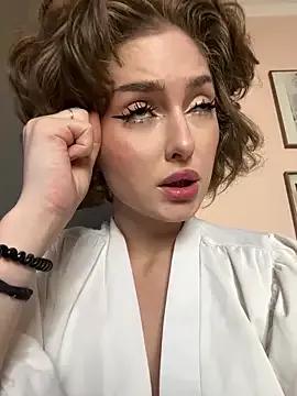 KellyKeler from StripChat is Freechat