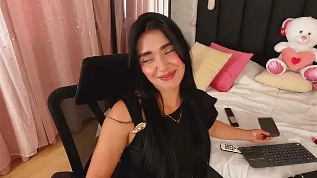 KendallBenzon from StripChat is Freechat