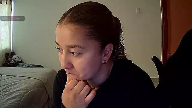 Kerry_Jacksonn from StripChat is Freechat