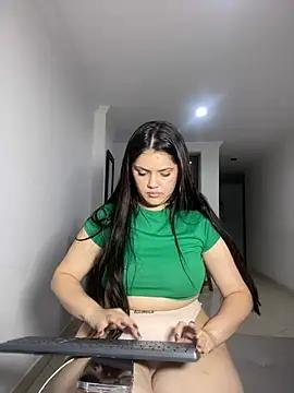 Unleash your urge for fetish cams livestreamers with our pick of steaming hot models, versed in the art of seduction and indulgence.
