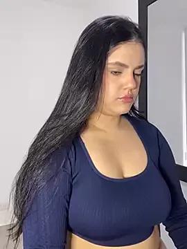 khills1 from StripChat is Freechat