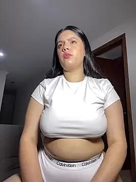 Unleash your urge for fetish cams livestreamers with our pick of steaming hot models, versed in the art of seduction and indulgence.