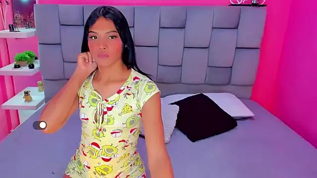 KIISHANNY from StripChat is Freechat