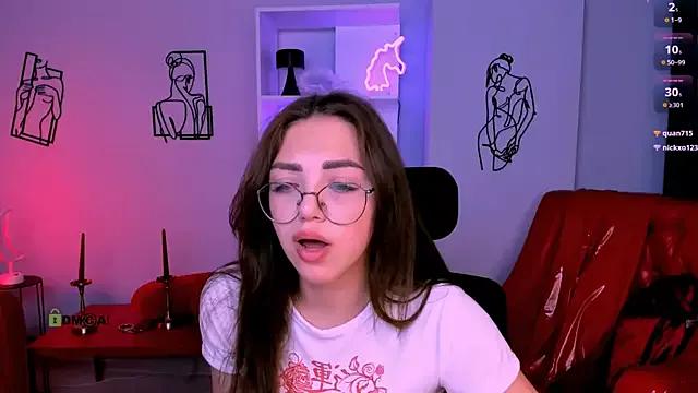 Unleash your urge for fetish cams livestreamers with our pick of steaming hot models, versed in the art of seduction and indulgence.