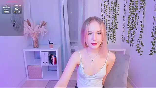 Unleash your urge for fetish cams livestreamers with our pick of steaming hot models, versed in the art of seduction and indulgence.