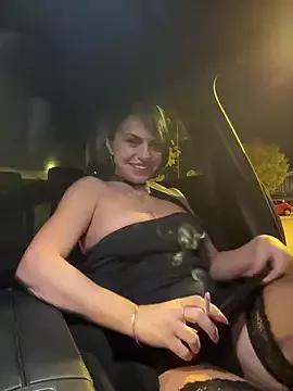 Unleash your urge for fetish cams livestreamers with our pick of steaming hot models, versed in the art of seduction and indulgence.