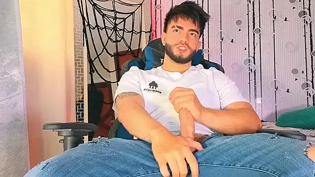 Unleash your urge for fetish cams livestreamers with our pick of steaming hot models, versed in the art of seduction and indulgence.