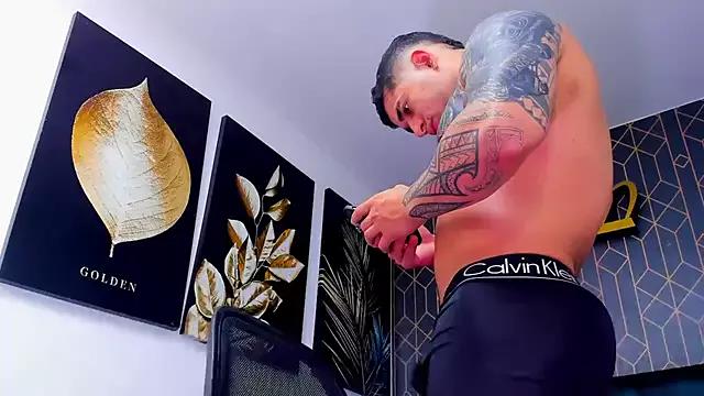 Unleash your urge for fetish cams livestreamers with our pick of steaming hot models, versed in the art of seduction and indulgence.