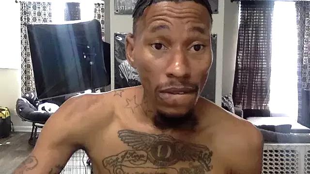 KingDerRico from StripChat is Freechat