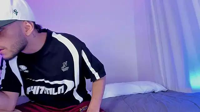 Unleash your urge for fetish cams livestreamers with our pick of steaming hot models, versed in the art of seduction and indulgence.