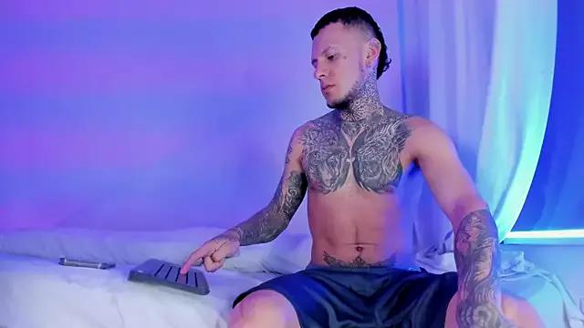 Unleash your urge for fetish cams livestreamers with our pick of steaming hot models, versed in the art of seduction and indulgence.