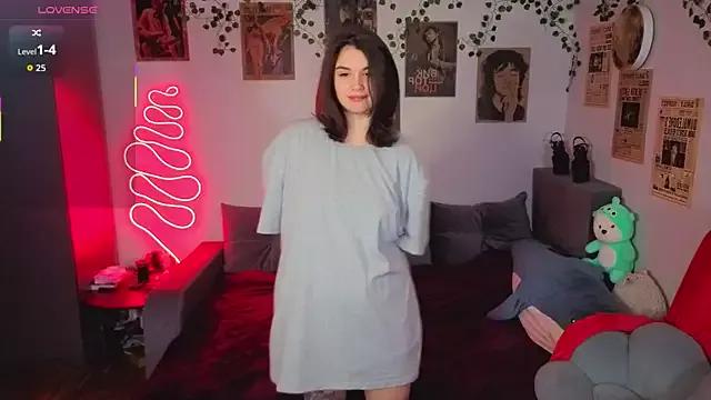 Unleash your urge for fetish cams livestreamers with our pick of steaming hot models, versed in the art of seduction and indulgence.