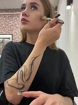 Unleash your urge for fetish cams livestreamers with our pick of steaming hot models, versed in the art of seduction and indulgence.