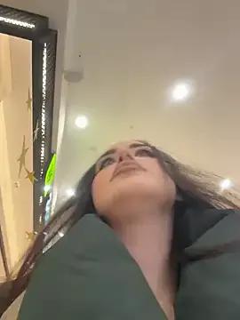 KiraSunshine from StripChat is Freechat