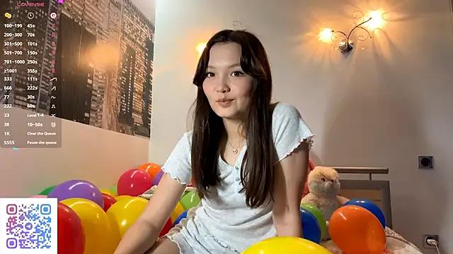 Unleash your urge for fetish cams livestreamers with our pick of steaming hot models, versed in the art of seduction and indulgence.