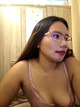 Kissy07 from StripChat is Freechat