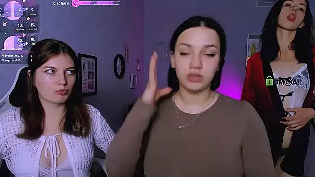 Unleash your urge for fetish cams livestreamers with our pick of steaming hot models, versed in the art of seduction and indulgence.