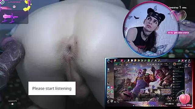 Unleash your urge for fetish cams livestreamers with our pick of steaming hot models, versed in the art of seduction and indulgence.