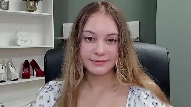 Unleash your urge for fetish cams livestreamers with our pick of steaming hot models, versed in the art of seduction and indulgence.