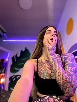 Unleash your urge for fetish cams livestreamers with our pick of steaming hot models, versed in the art of seduction and indulgence.