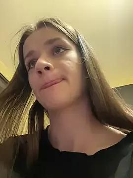 KittyQueeny from StripChat is Freechat