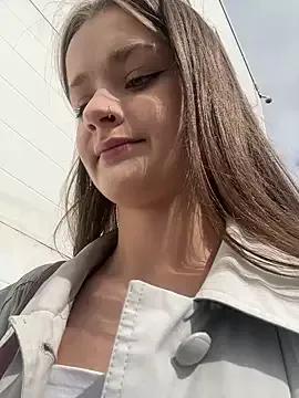 Photos of KittyQueeny from StripChat is Freechat