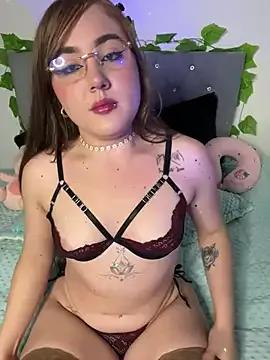 Unleash your urge for fetish cams livestreamers with our pick of steaming hot models, versed in the art of seduction and indulgence.