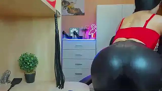KristiTopxx on StripChat