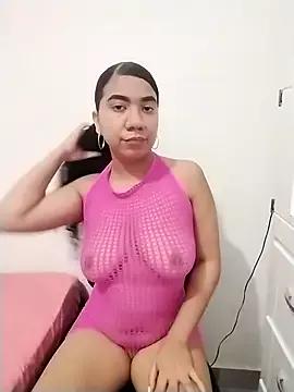Unleash your urge for fetish cams livestreamers with our pick of steaming hot models, versed in the art of seduction and indulgence.