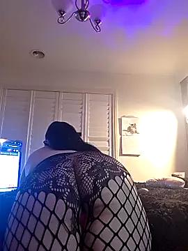 KrystalRoss from StripChat is Freechat