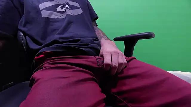 Unleash your urge for fetish cams livestreamers with our pick of steaming hot models, versed in the art of seduction and indulgence.