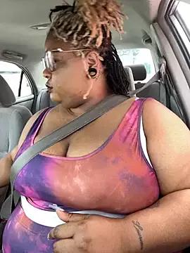 kweenxkarma from StripChat