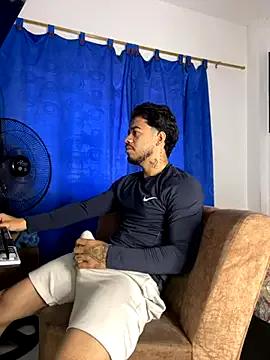 Unleash your urge for fetish cams livestreamers with our pick of steaming hot models, versed in the art of seduction and indulgence.