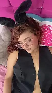 ladulceale from StripChat is Freechat