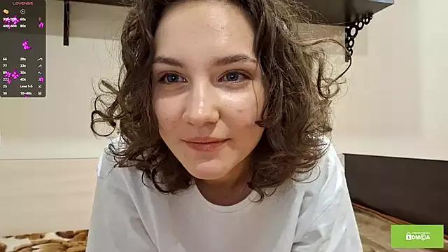 lady_linaa from StripChat is Freechat