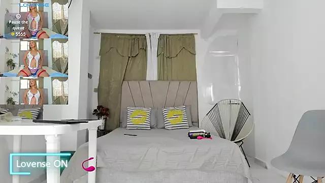 Unleash your urge for fetish cams livestreamers with our pick of steaming hot models, versed in the art of seduction and indulgence.